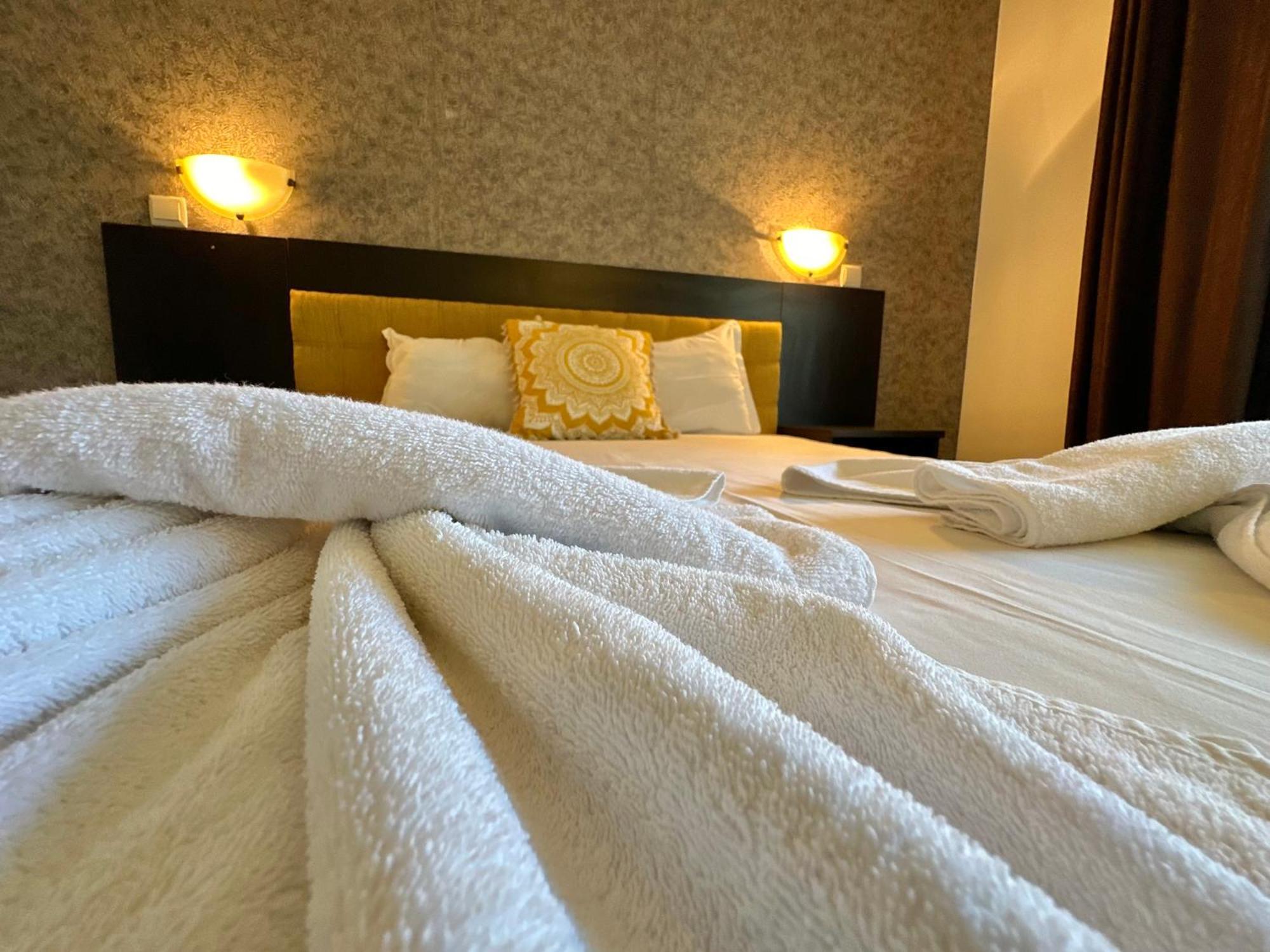 Menada Imperial Heights Villas Sunny Beach Ngoại thất bức ảnh
