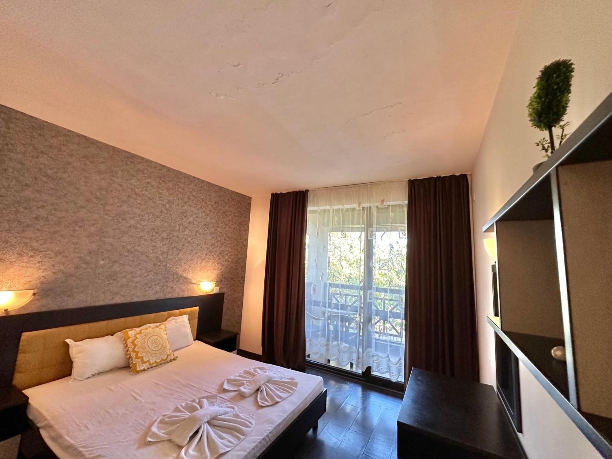 Menada Imperial Heights Villas Sunny Beach Ngoại thất bức ảnh