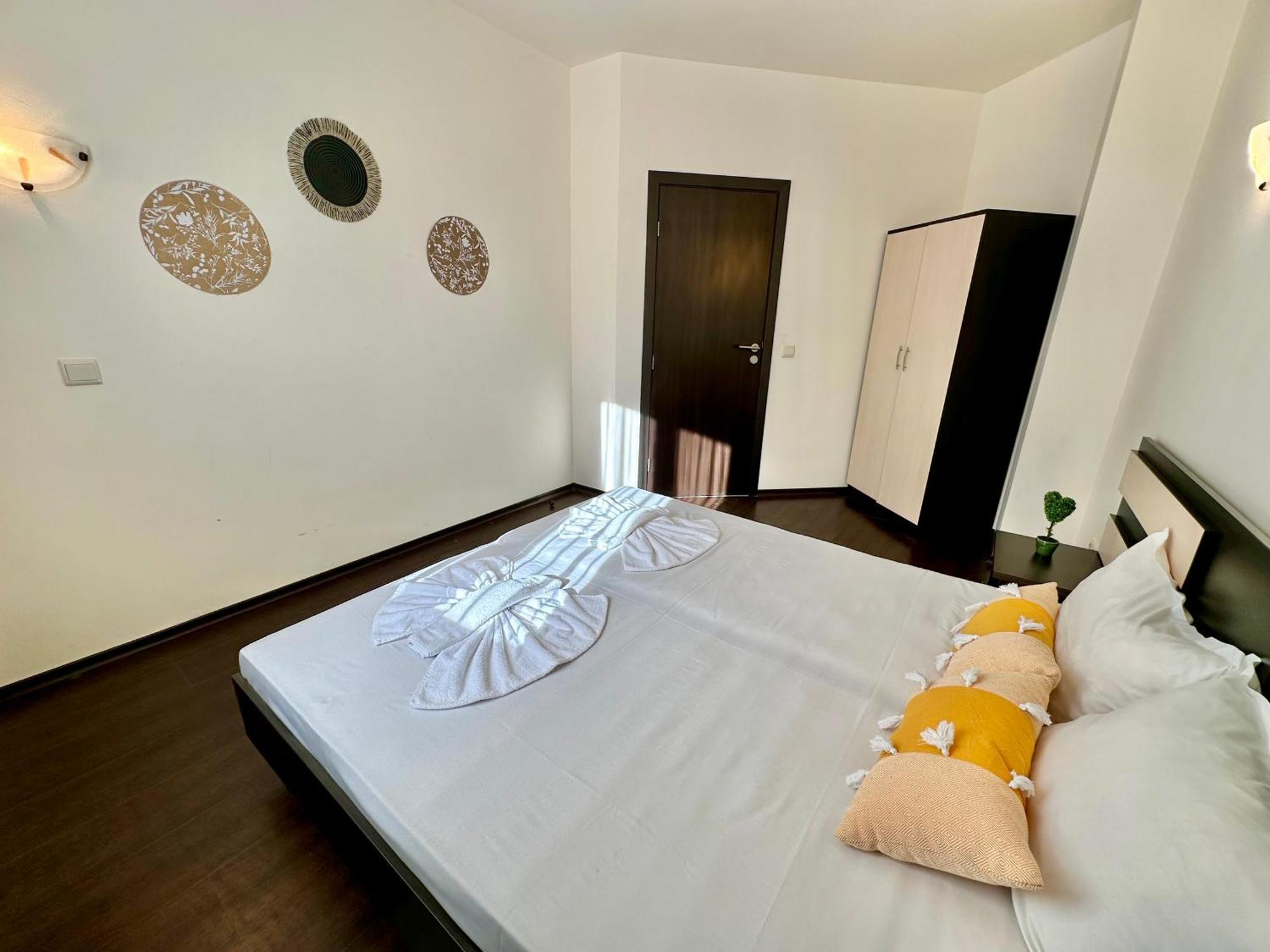 Menada Imperial Heights Villas Sunny Beach Ngoại thất bức ảnh